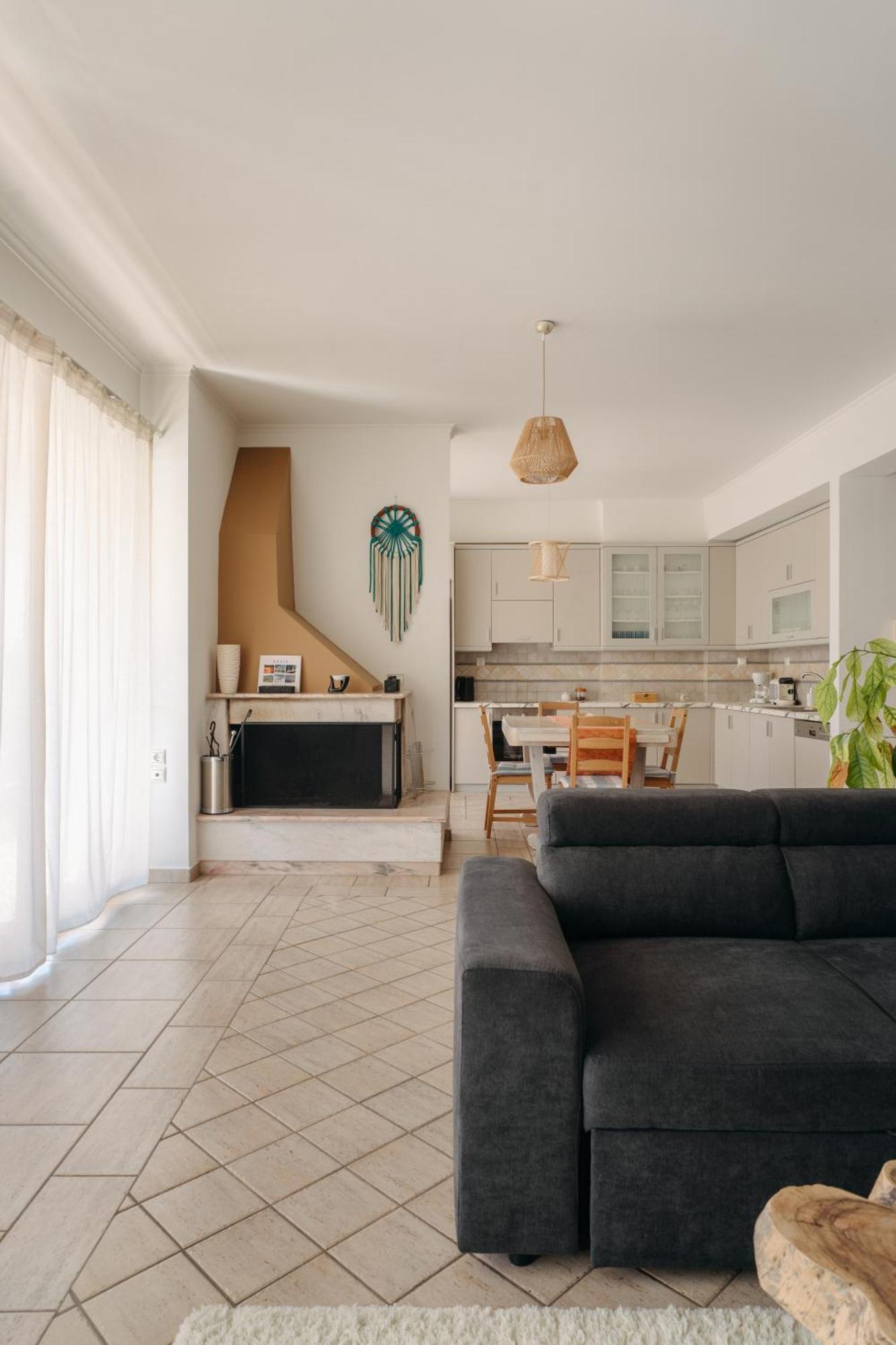 Lazarus 2Bd Apartment In The Center Patras Exterior foto