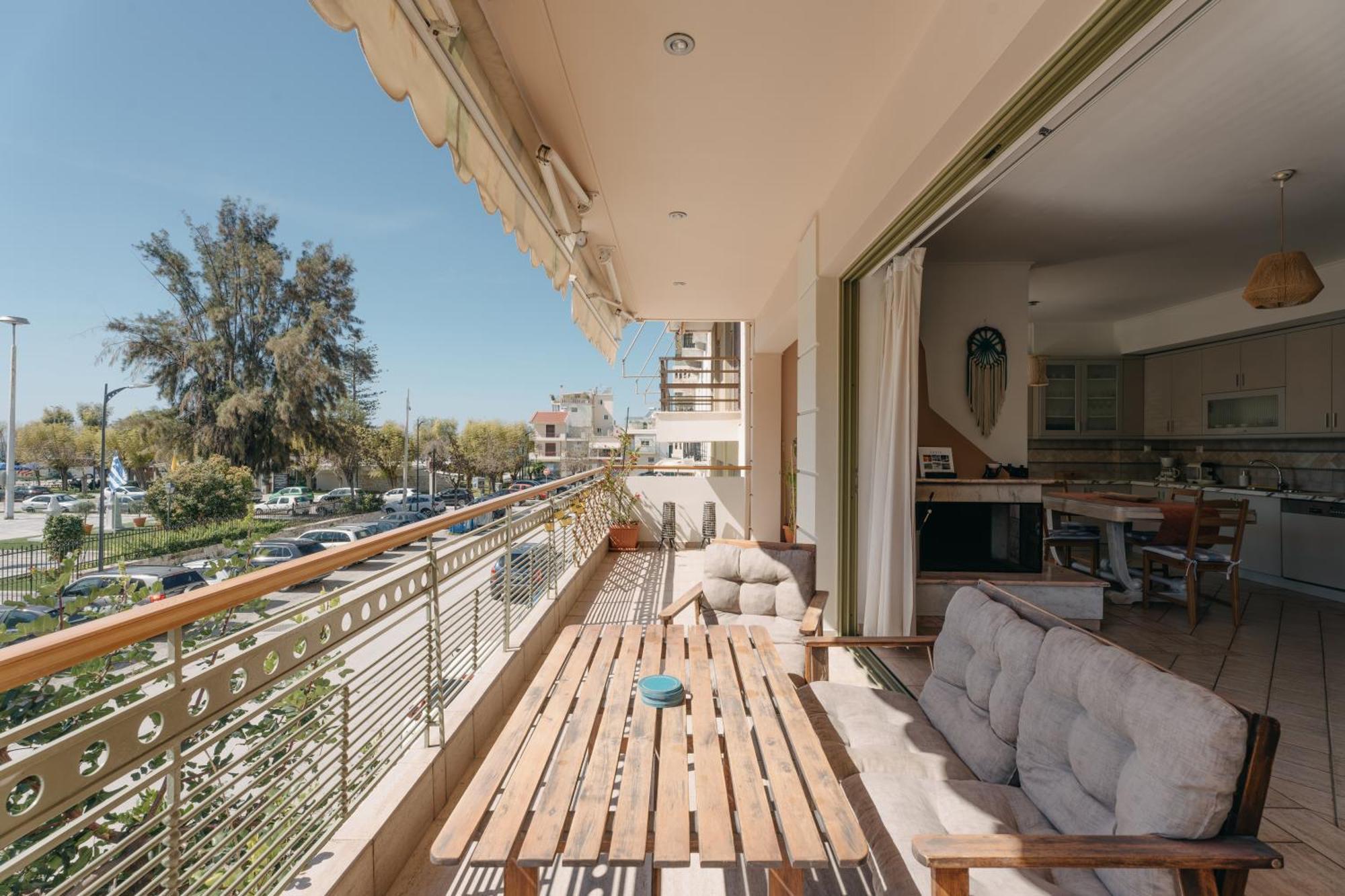 Lazarus 2Bd Apartment In The Center Patras Exterior foto
